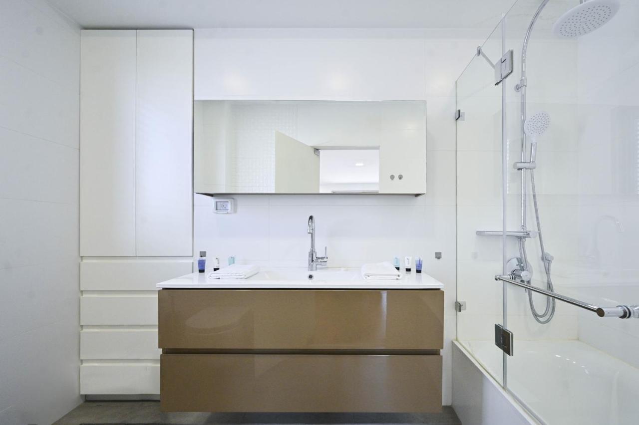 Lovely 3br Penthouse In Shenkin Area By Holyguest